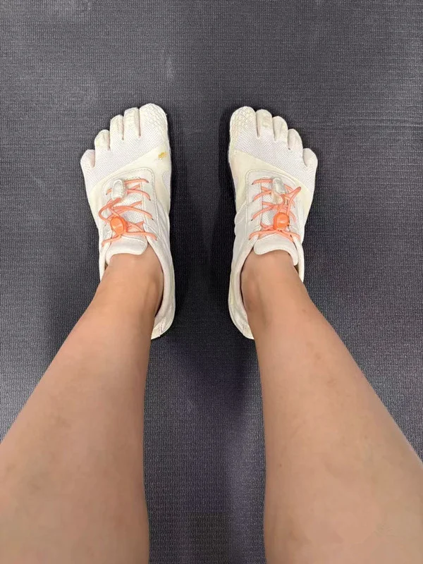 Winter New Arrivals: Hot-Selling Powerlifting Squat Shoes Professional Fitness Shoes Squat Shoes Exceptional Quality