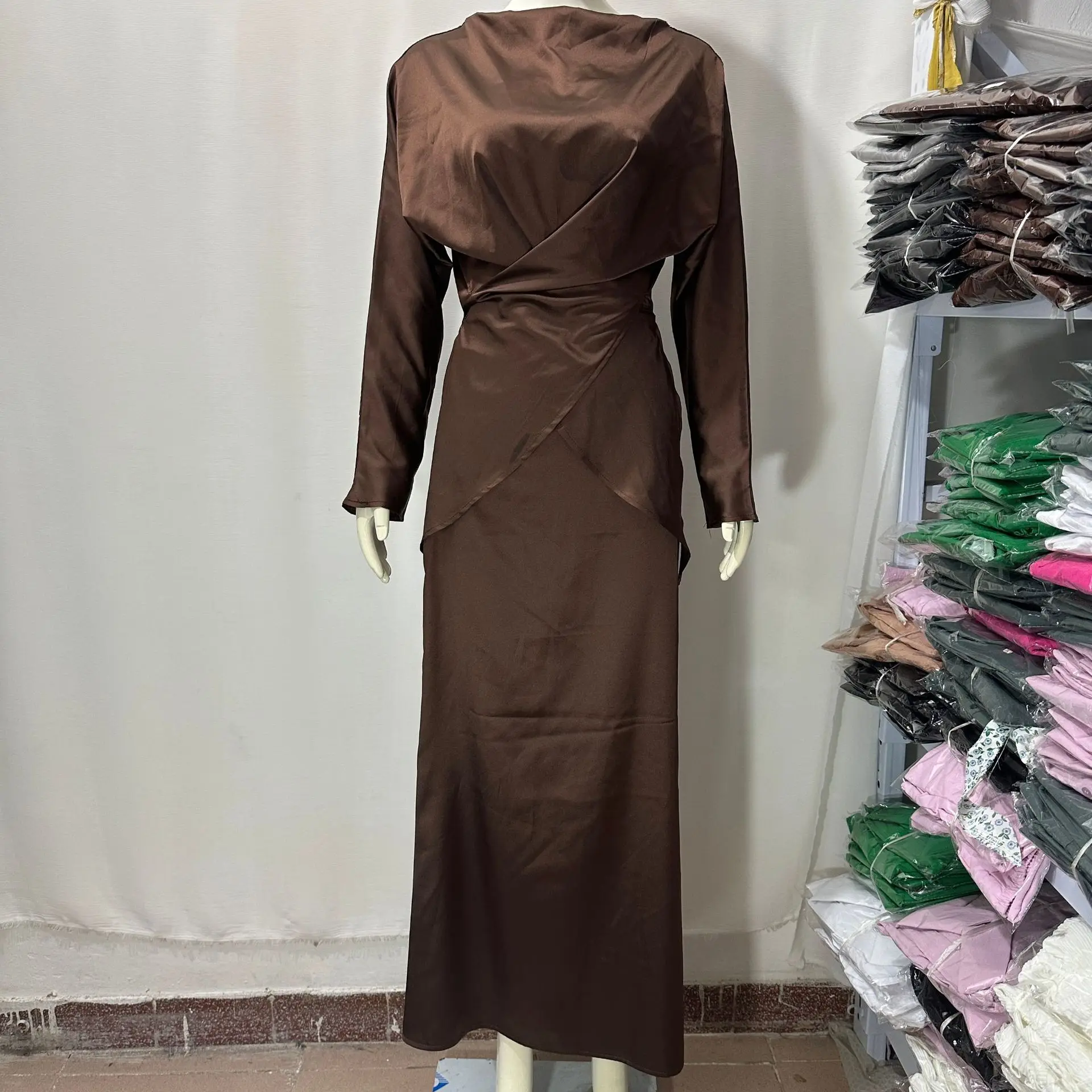 2024 satynowy Temperament sznurowany z długimi rękawami i wysokim stanem jednostopniowy zestaw spódnic szata na imprezę bal w stylu Vintage Vestidos Para Mujer