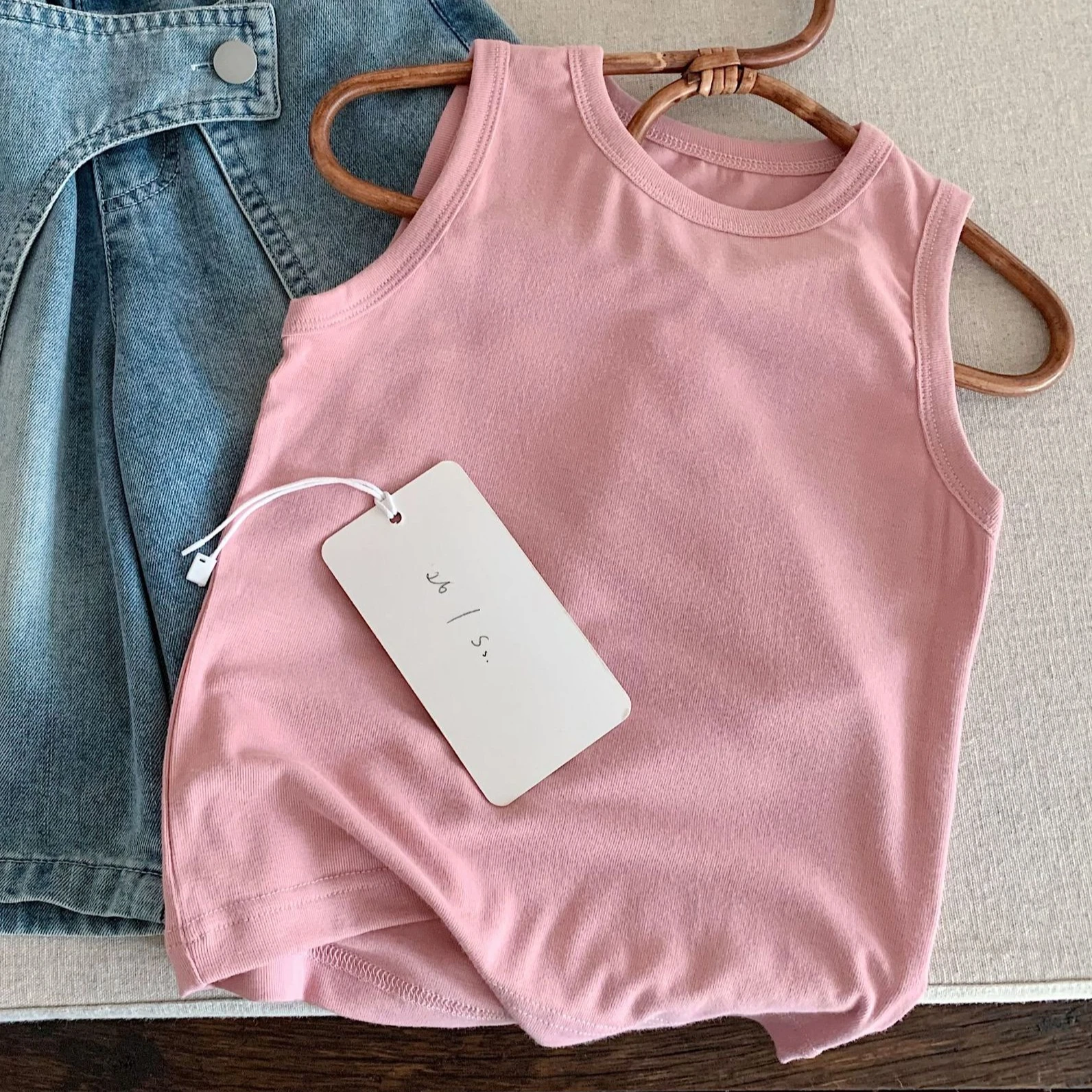 T-shirt 2026 Spring and Summer New Childrens Clothing Korean Boys and Girls Solid Color Loose Foreign Style Sleeveless Vest