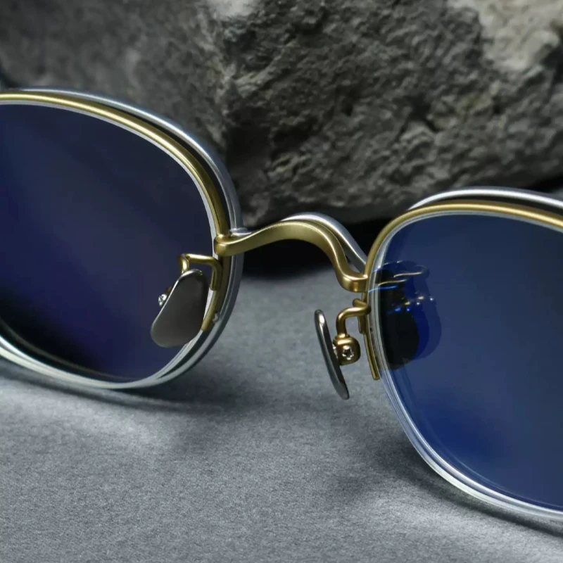Olamins Ultralight Pure Titanium Magnetic Myopia Glasses Retro Square Men Big Face Friendly Polarized Sunglasses Anti Blue Light view 3