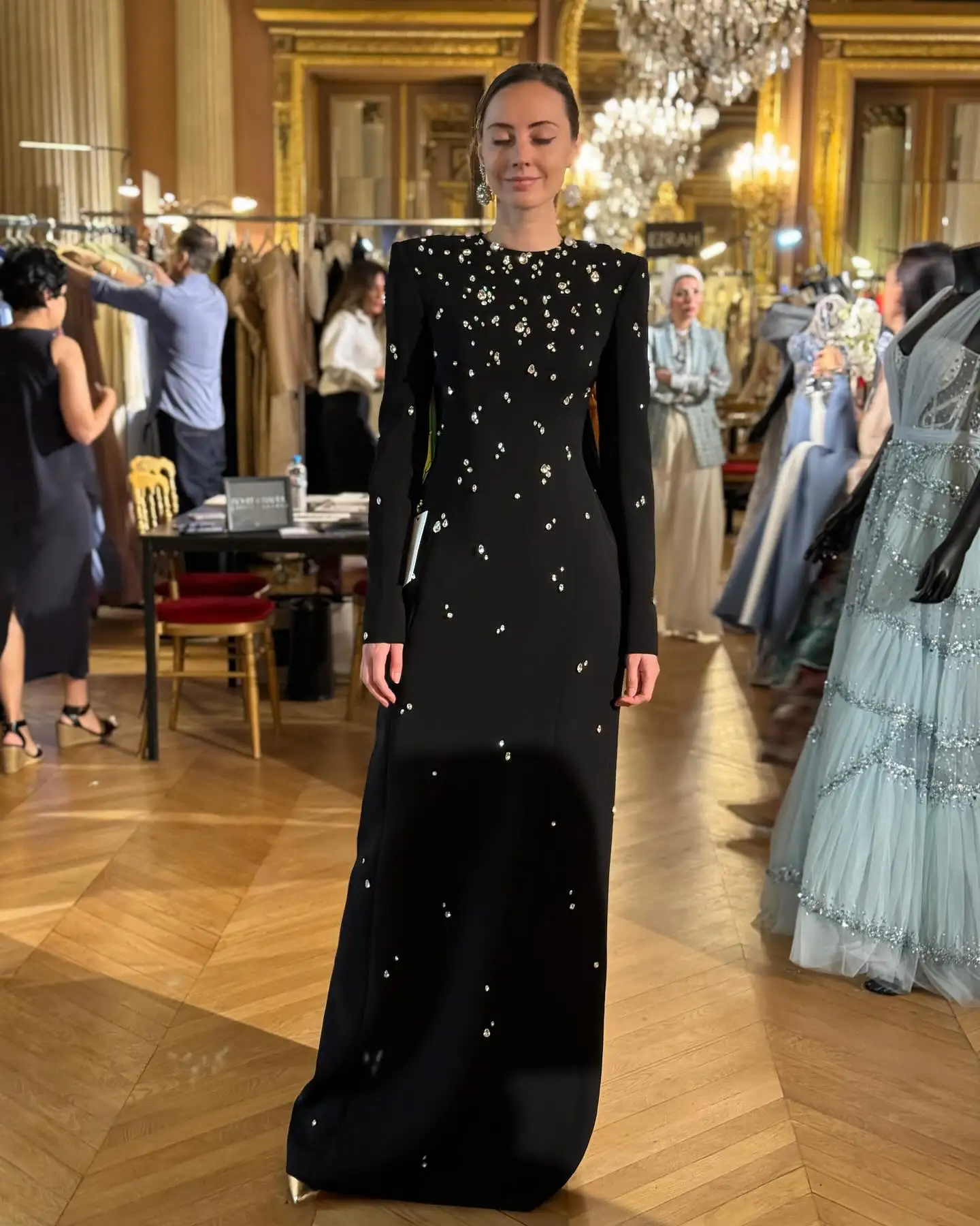 Aenyrst customized Black Prom Gown Women\'s Long Sleeve O Neck Beaded Party Evening Dress Floor Length Special Occasion Gowns