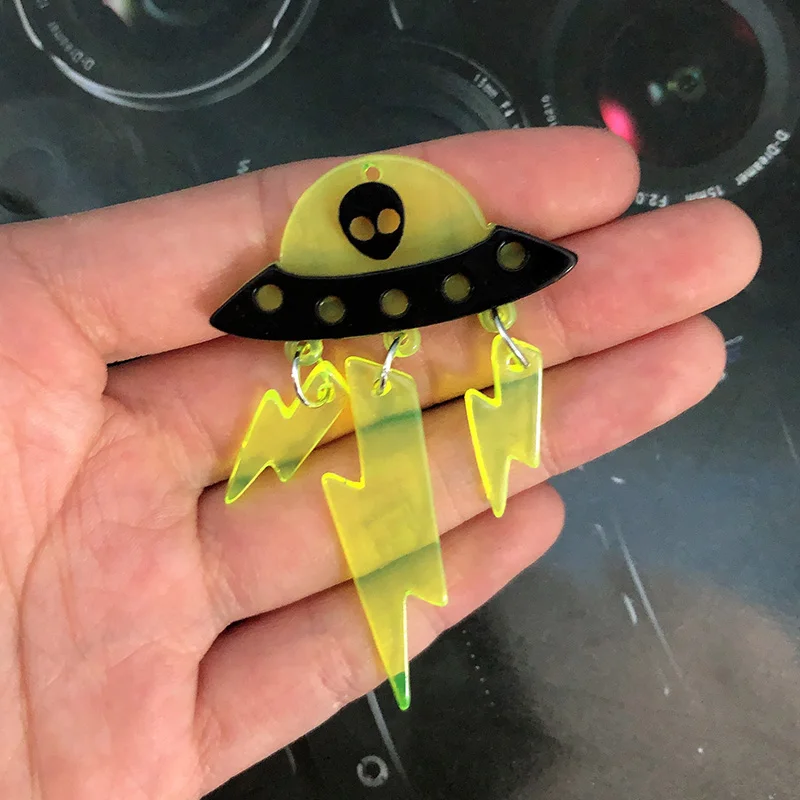 6pcs Translucency UFO Alien Spaceship Earring Charms Acrylic Lightning Saucer Pendant For Earing Keychain Diy Jewelry Making