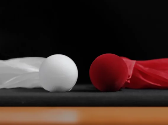 

Волшебный трюк с электрическим шелковым шариком — быстродействующий шелковый фокус и появляющийся, сценические иллюзии, реквизит фокусника