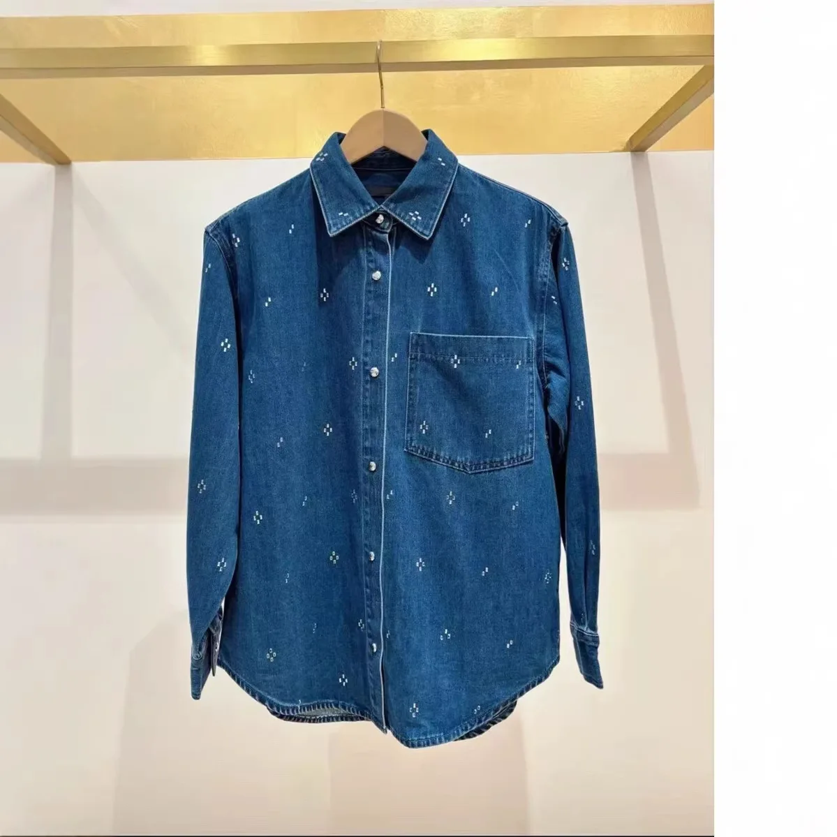 

【Gift Free】 2026 Spring New Luxury Washed Blue Rhinestone Denim Shirt Women Turn-Down Collar Long Sleeve Loose Fit Top