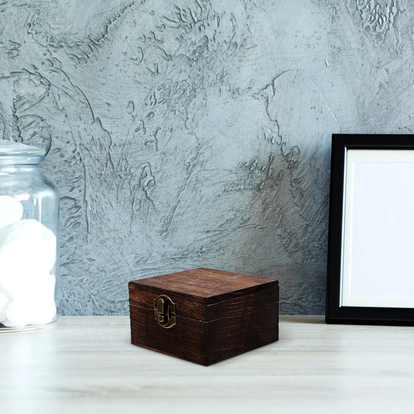 

Wooden Box Jewelry ganizer Small Storage Boxes Ring Container Lightweight Portable Proper Size Sturdy Structure Desktop Holder