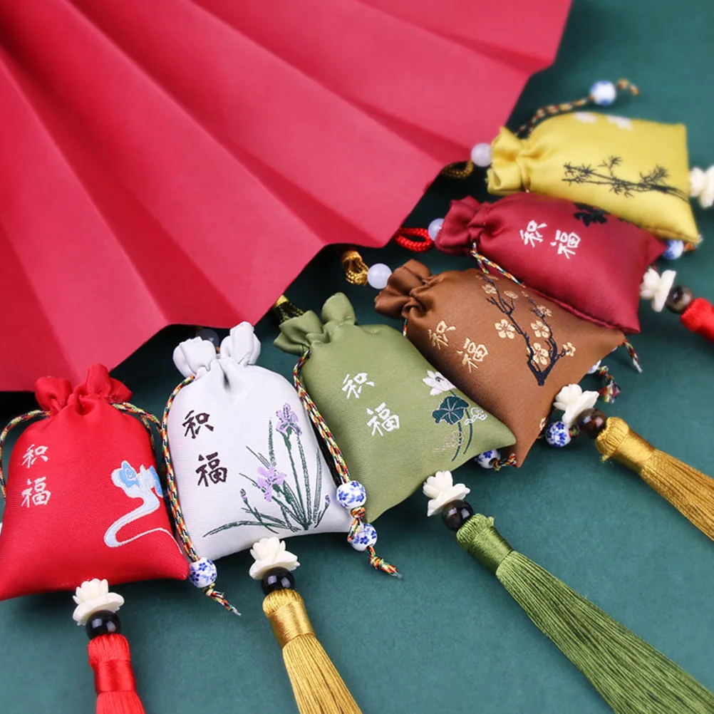 

6pcs Sachet Bag Silk Ceramic Lightweight Embroidery Home Car Decor Exquisite Pendant Small Container Aromatic sachet