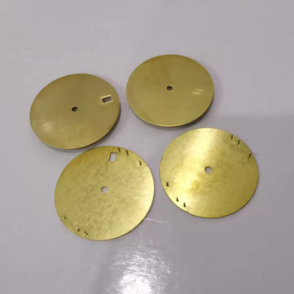 مشاهدة أجزاء الطلب ضياء 28.5 مللي متر الطلب النحاسي NH35 4R35 حركة الاتصال الهاتفي الفارغ ل SKX007 تصميم الطلب ومعالجة أجزاء