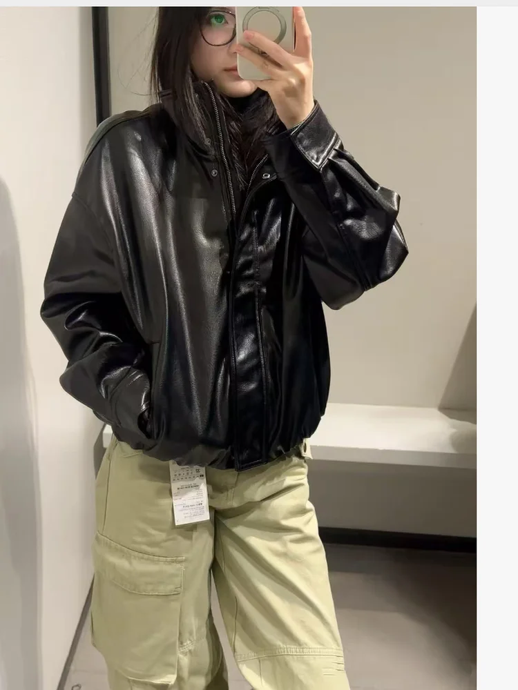 Winter 2025 Neuerscheinung Damen Hochkragen Lange Ärmel Kunstleder-Jacke Lässiger Oversize-Schnitt Reißverschluss Farbiger Mantel