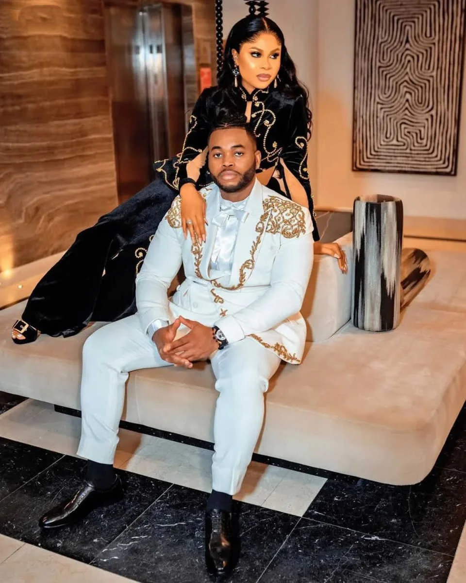 Plus Size Wedding Tuxedos Appliques 2 PCS Jacket Pant Men Suit New Peaked Lapel Double Breasted Groom Business Blazer Customized