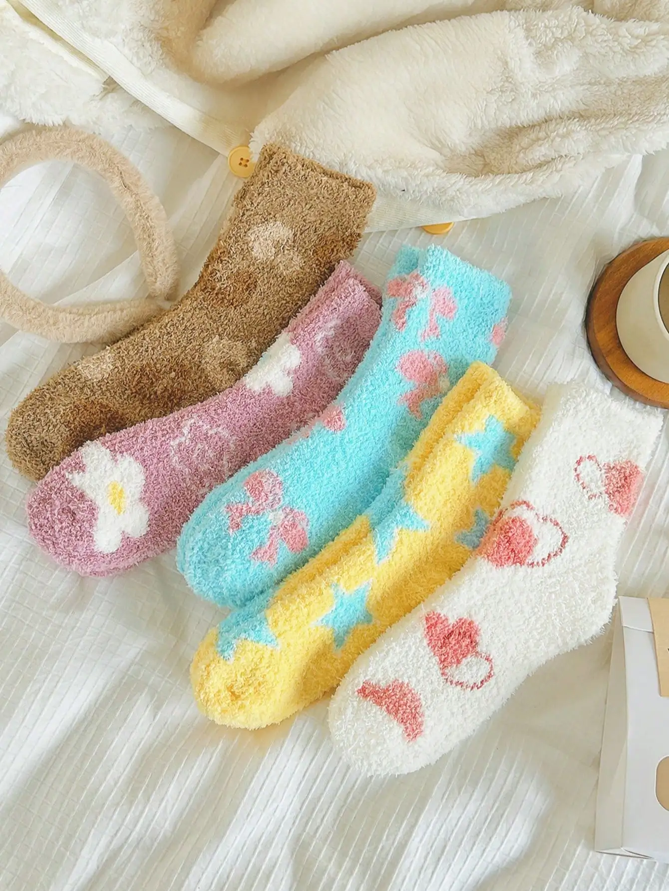 5 Pairs Womens Coral Fleece Thick Socks Autumn Winter Fleece Lined Warm Cute for Home Postpartum Sleeping