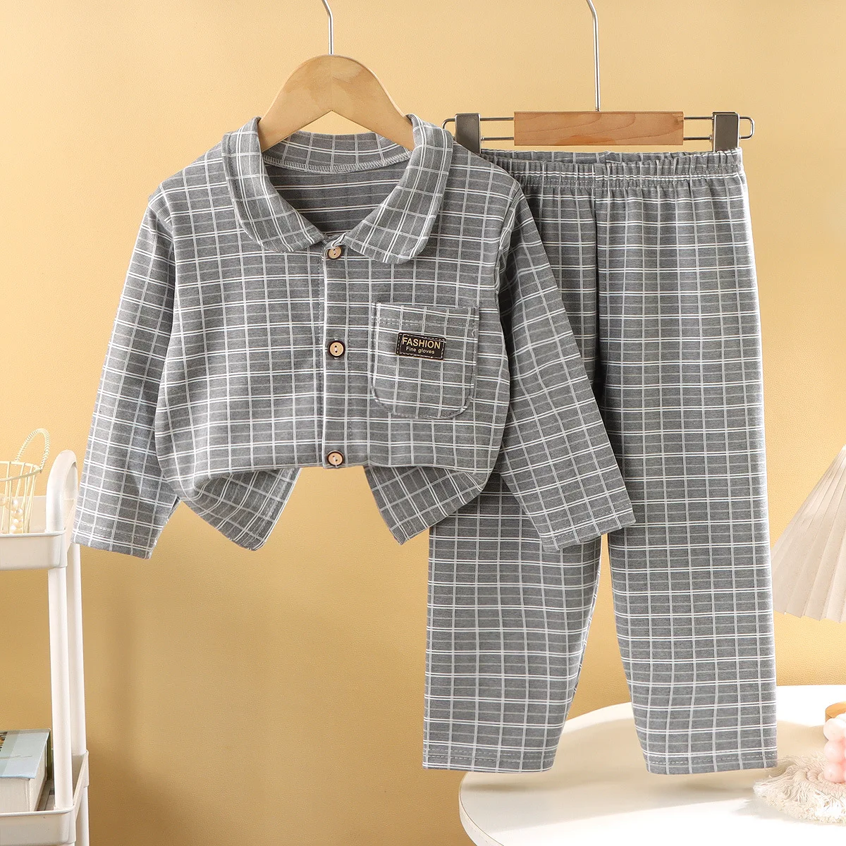 

New Kids Autumn Casual Pajamas Home Wear Baby Boys Girls Plaid Long Sleeve Lapel Pyjamas Children's Warm Sleepwear Clothing Sets