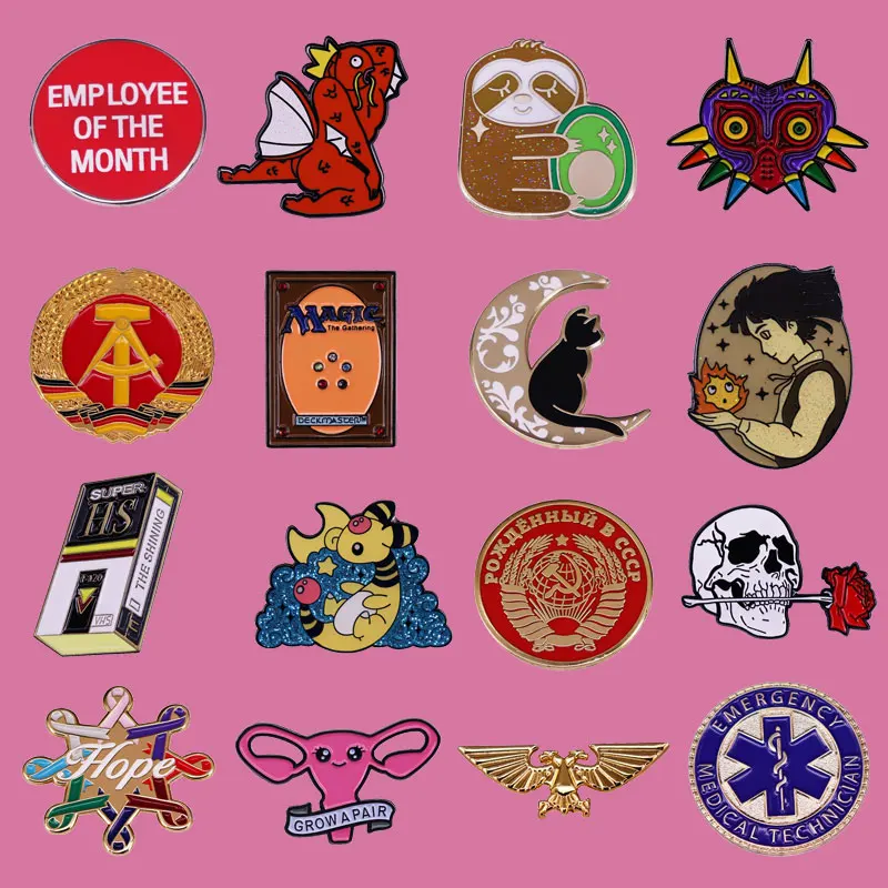 Sitcom Family Anime Badge The Best Metal Brooch for Jewelry Personalized And Artistic Backpack Accessory Pins Give Gifts