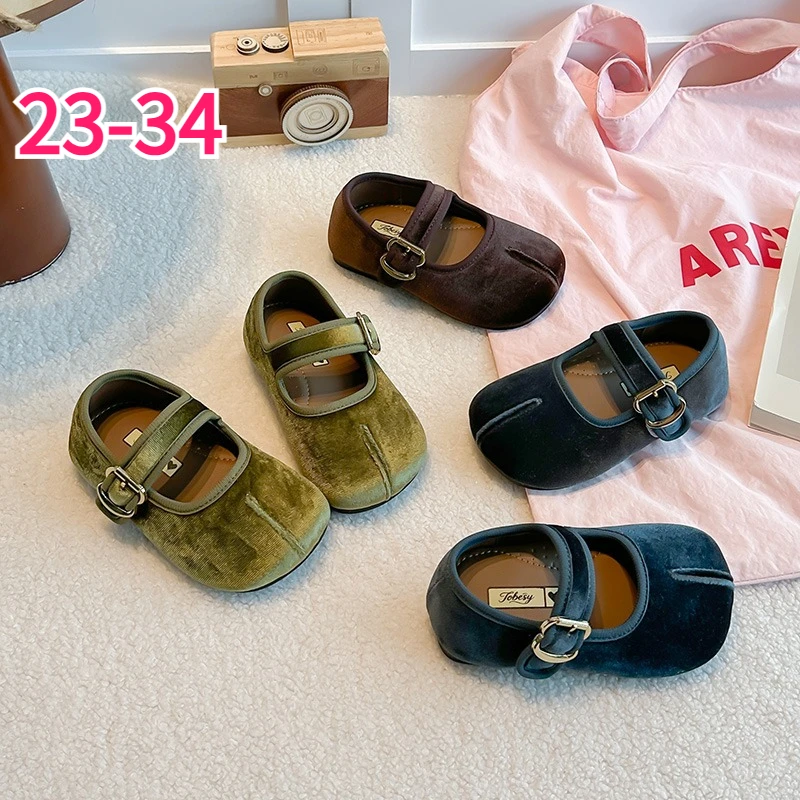 Baby Kids Flat Shoes Girls Mary Jane Shoes Velvet Split Toe Kids Pumps Toddler Soft Loafers for Daily Wear Children's Shoes