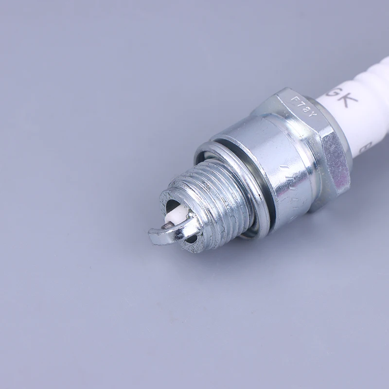1/3/5PCS Iridium Spark Plug BP7HS Spark Plug Outboard Engine Spark Plug For 2 Stroke Boat Outboard Engine Motor