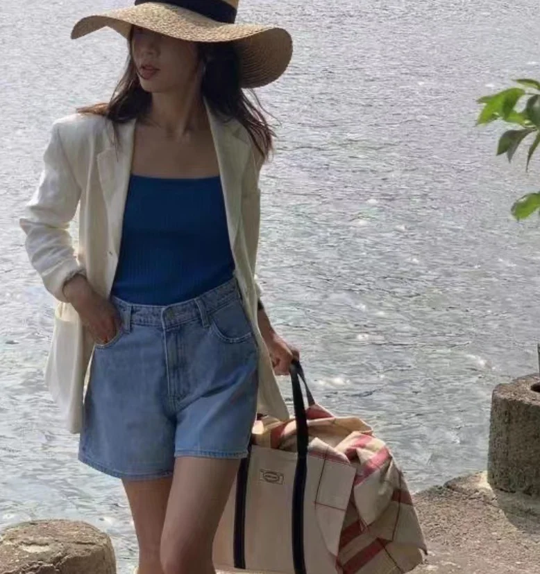 

Classic Modest Basic Color Versatile Slimming Casual Loose Denim orts for Women High Waist Straight Leg Summer Jeans