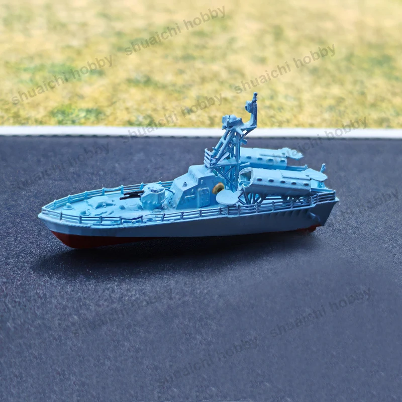 2PCS Type 024 Missile Boat Model 1/700 Scale Colored Miniature Planing Boats Length 3.7cm Static Warship Toys for DIY Hobbies