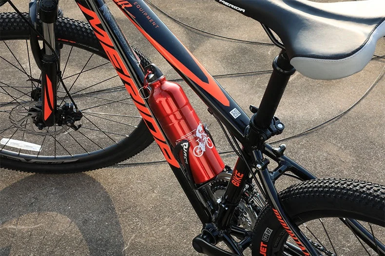 Flaschenhalter für MTB/Rennrad | Ultraleichter, farbenfroher Fahrradhalter (5 Farben) mit stoßfestem Design für Standard-Fahrradflaschen – Detail 6