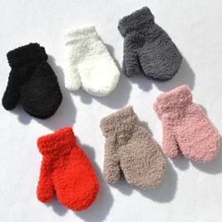 Guanti corti per bambini inverno Coral Fleece bambini Solid Knitted Plush Furry Full Finger Mittens autunno scaldamani 1-4 anni