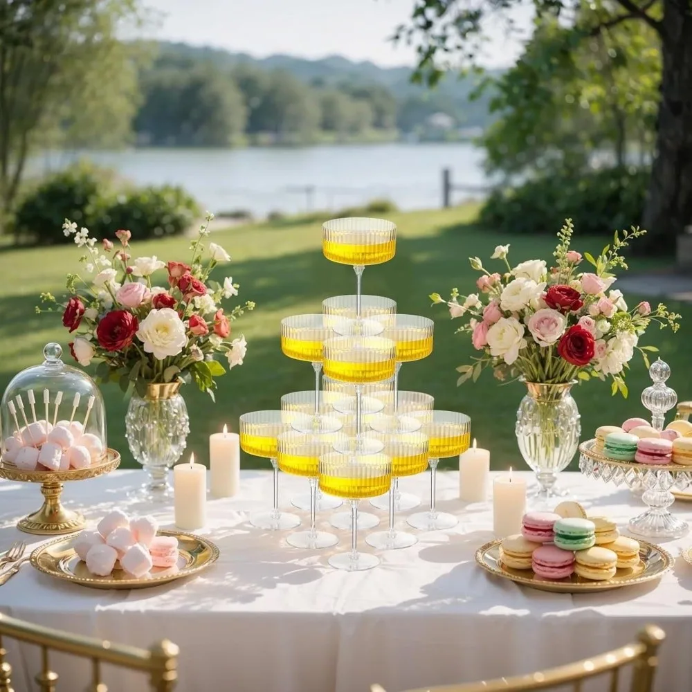 Einweg-Martinigläser aus Kunststoff Abnehmbare Gerippte Martinigläser Transparenter Champagner-Turm Dessertschale