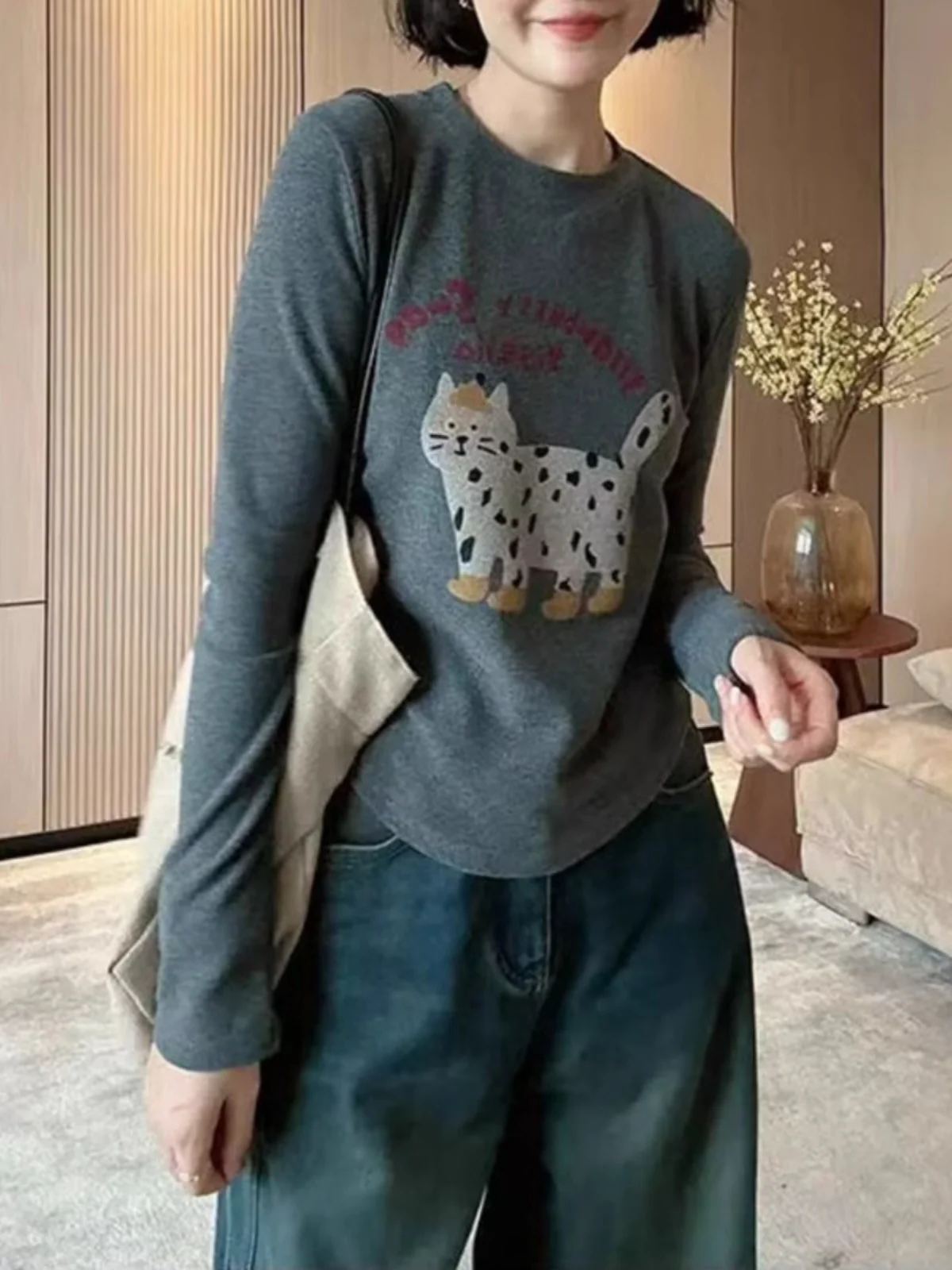 

Теплая свободная женская футболка с принтом, осенне-зимний базовый слой, модная и удобная внутренняя одежда...