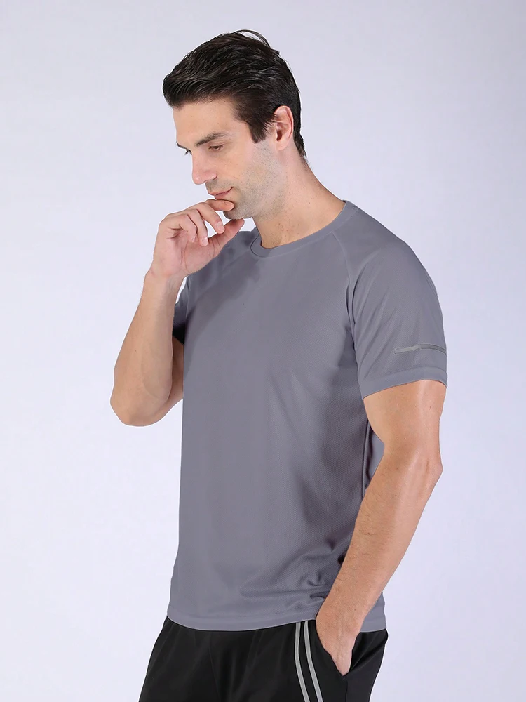 5-teiliges, lässiges, atmungsaktives, lockeres T-Shirt für Herren, kurzärmliges Oberteil mit Rundhalsausschnitt für Outdoor-Fitnessstudio, schnell trocknende Sportbekleidung – Detail 12