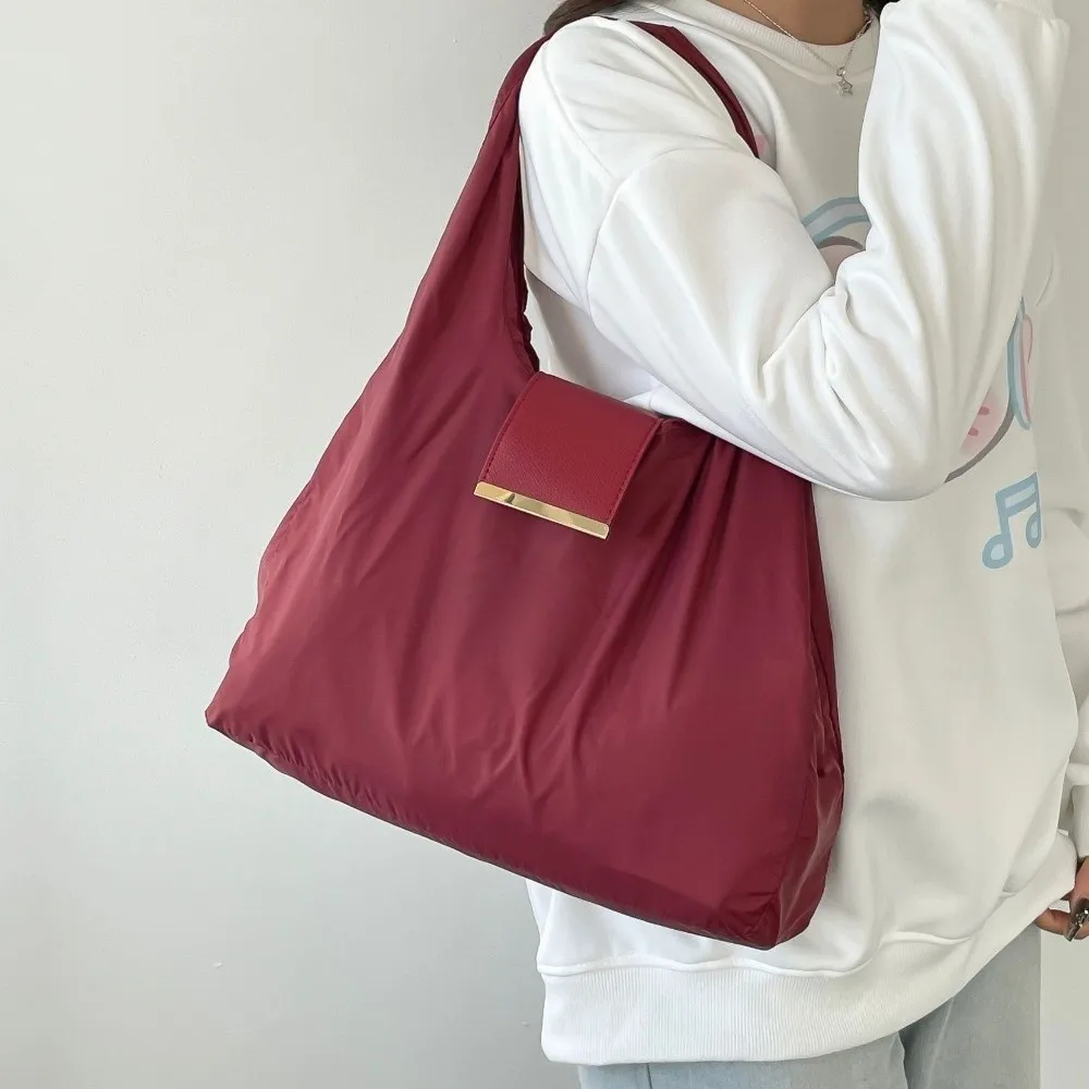 Reusable Mini Keychain Tote Bag Large Capacity Lightweight Foldable Shopping Bag Key Ring Eco-Friendly Expandable Reusable Bag