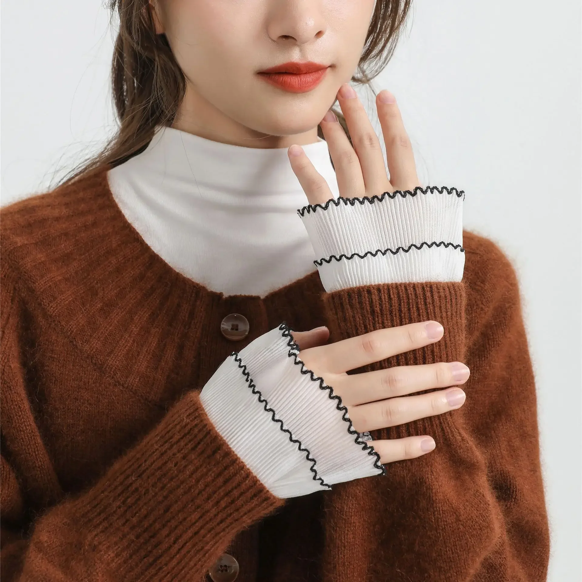 

Винтажный женский свитер со съемными манжетами, белые искусственные рукава, декоративные оборки, плиссированные накладные манжеты, роговые манжеты