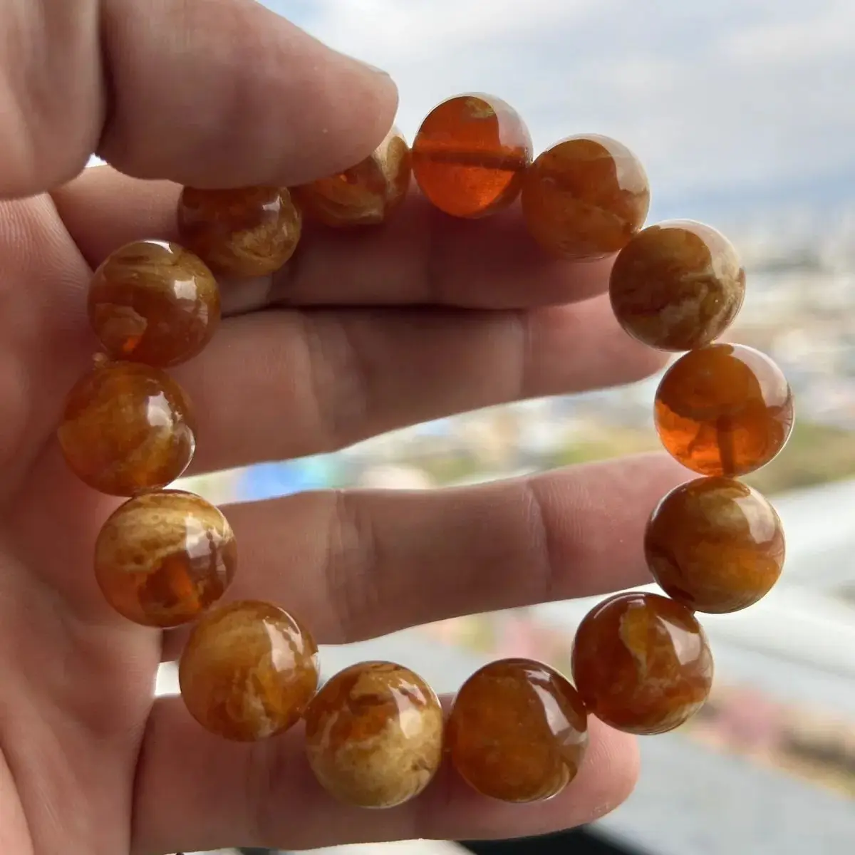 

Natural Amber Burmese Beeswax Bracelet Men's And Women's Jewelry Raw Mineral Polishing Wear False 10 A Gift From Billions Years