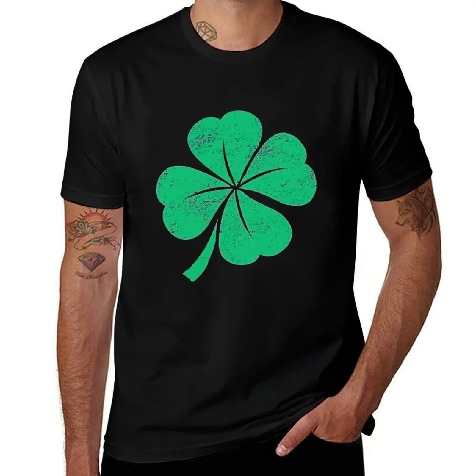 

4 Leaf Clover Lucky shamrock St Pattys Day Irish pride T-Shirt Urban Casual Loose Fit Tee