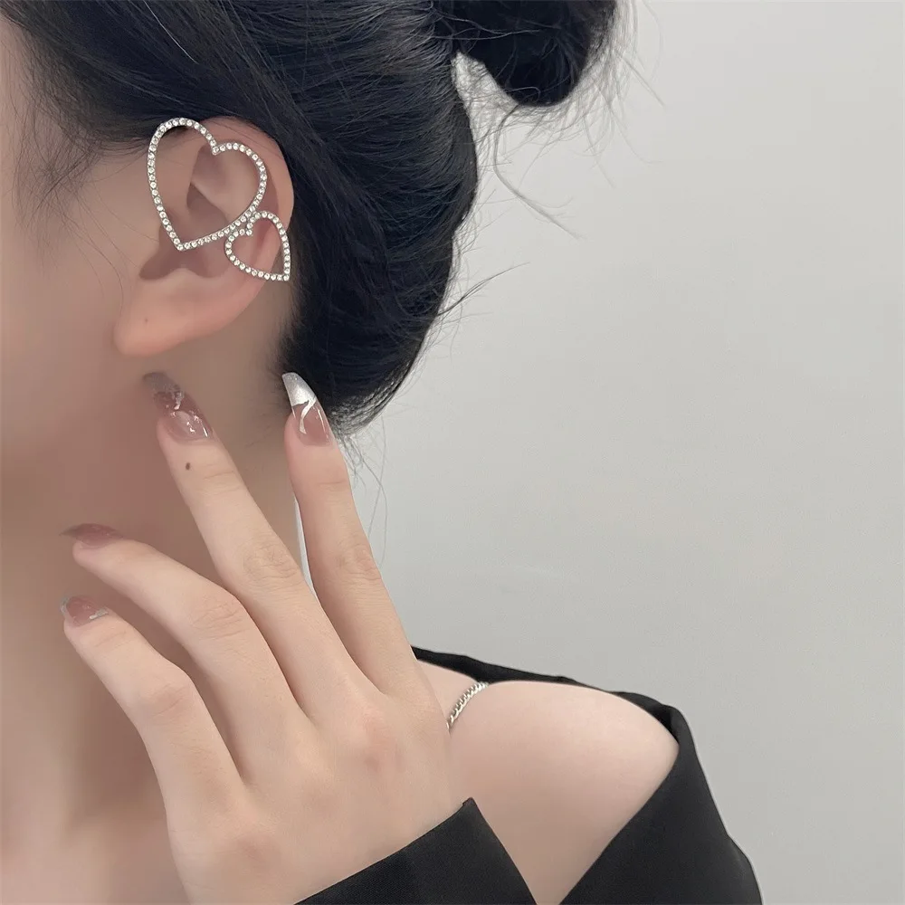 

Love Personality No Ear Hole Earbone Clip