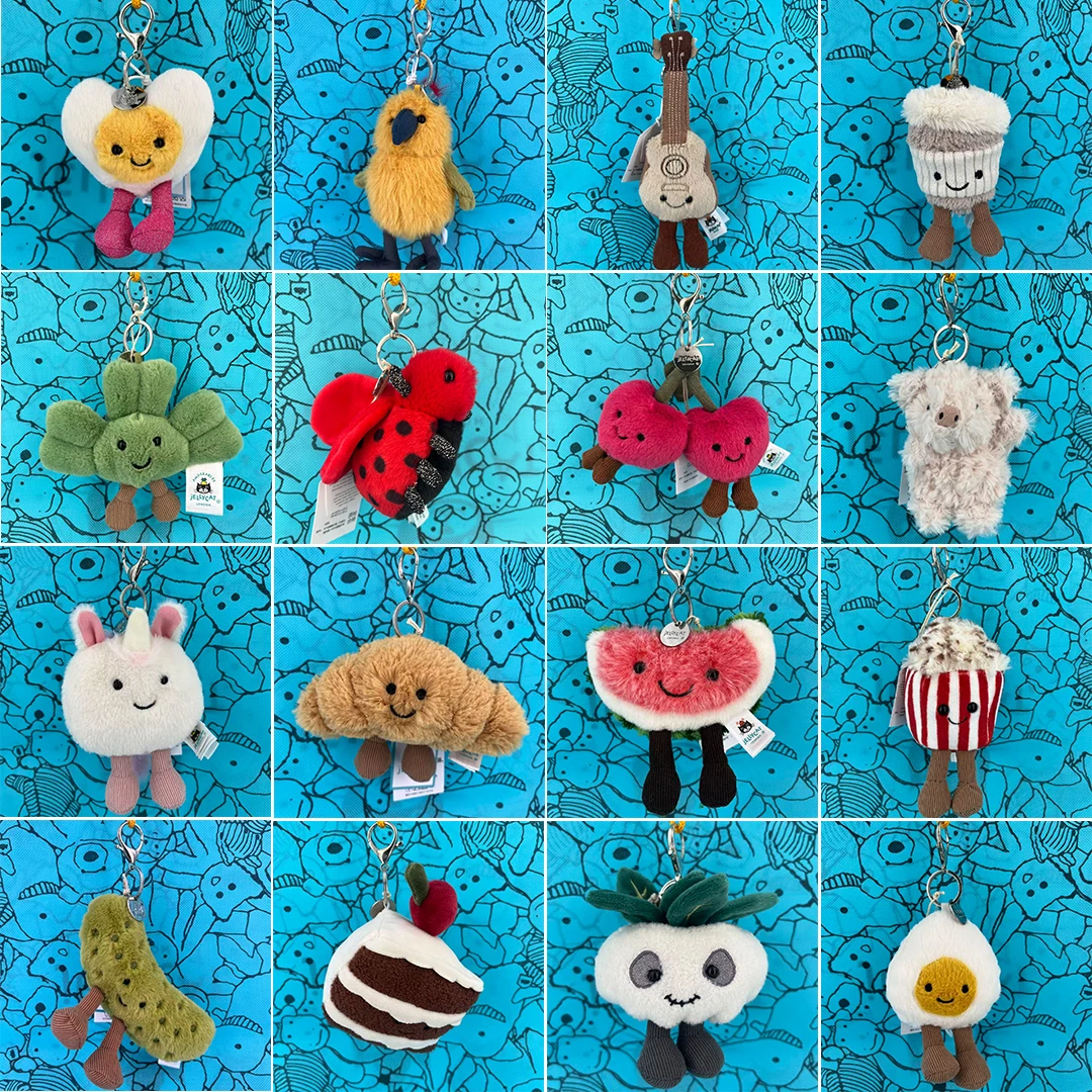 Schlüsselanhänger mit Anhängern und Logos, Marshmallow-Plüsch-Schlüsselanhänger, Barcelona-Bären-Plüsch-Schlüsselanhänger, Plüsch der Peanut-Serie, Rucksackanhänger.