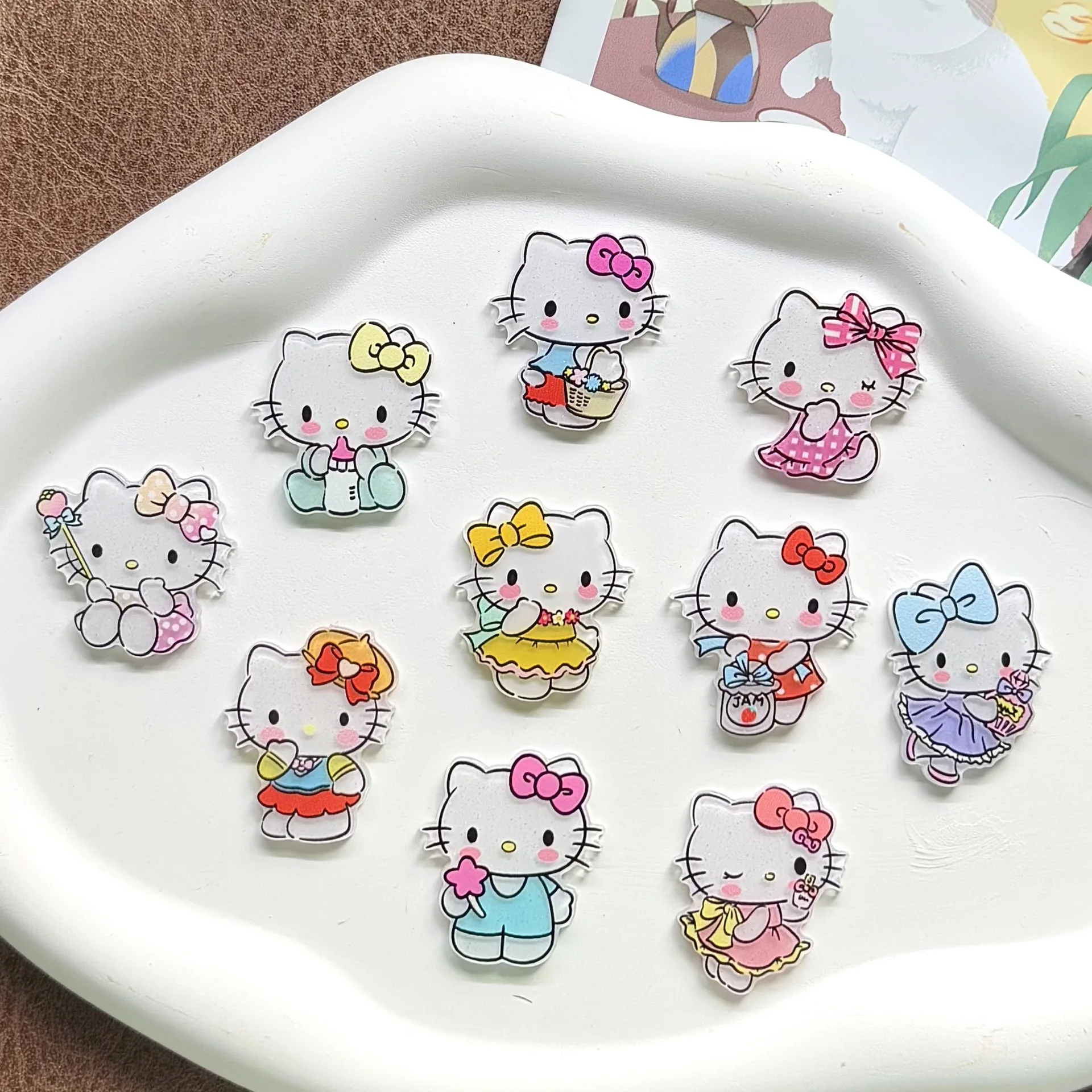 

Версия акрилового мультфильма Miniso, милая нашивка с котом, сделай сам, заколка для волос, брошь, значок, нашивка на холодильник, аксессуары, маленькие аксессуары