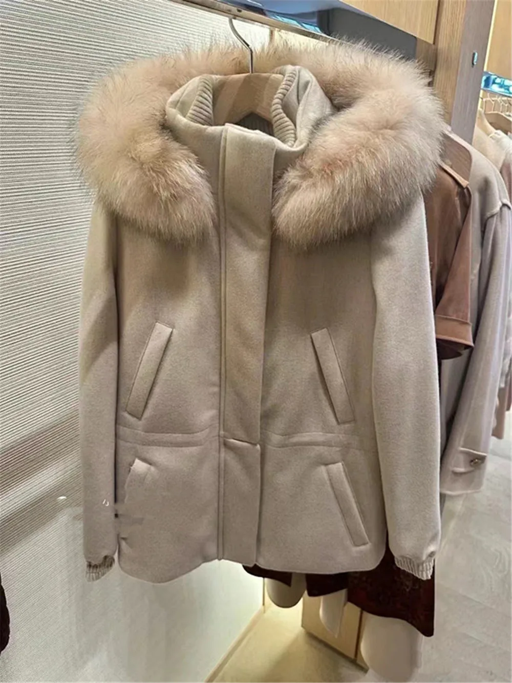 Winter New Fox Fur Collar Cashmere Jacket For Women Ski Suit Quilted Hooded Coat