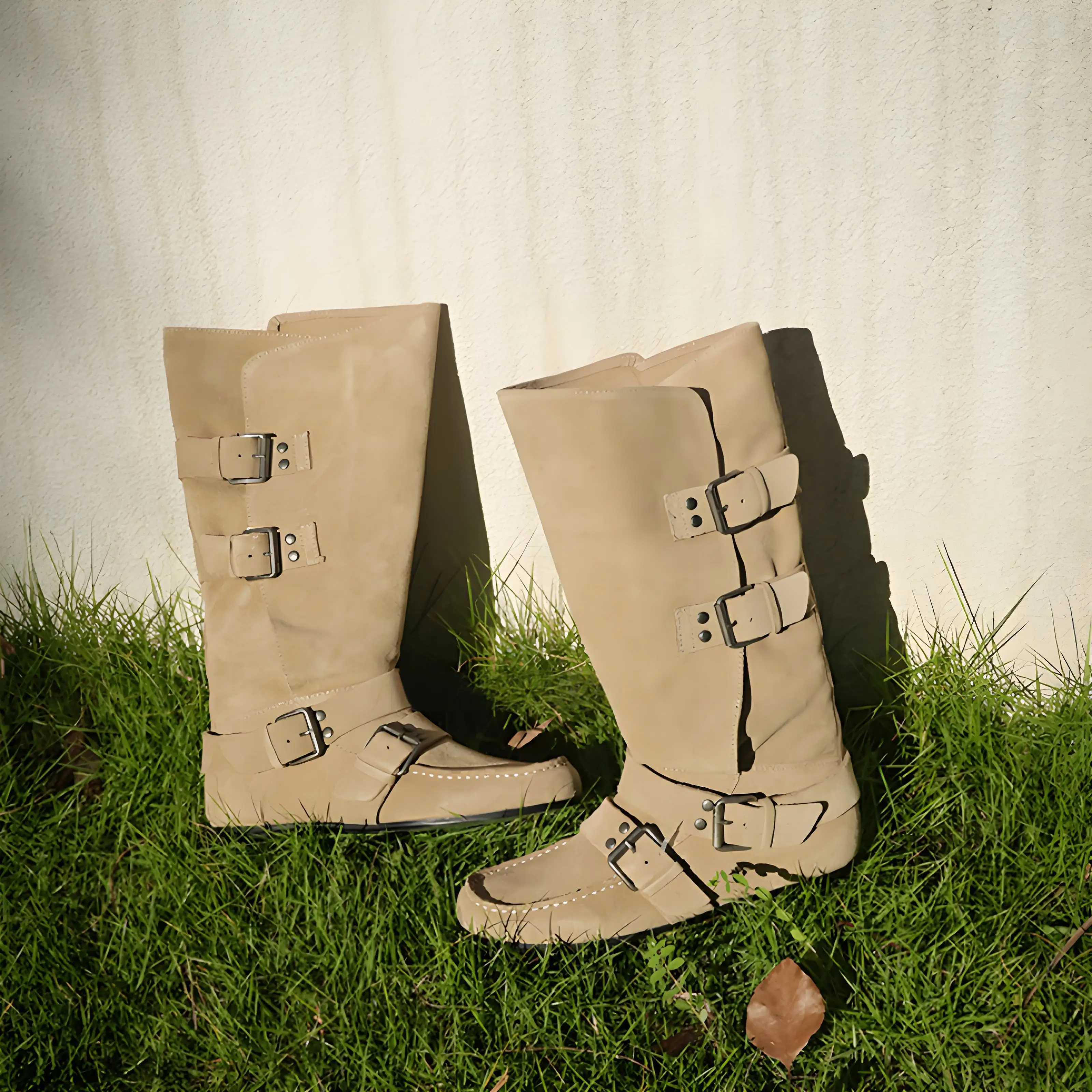 Женские винтажные матовые замшевые сапоги до колена с ретро-пряжкой на ремне, элегантные туфли без шнуровки на низком каблуке, женские модные ботинки на увеличенном каблуке