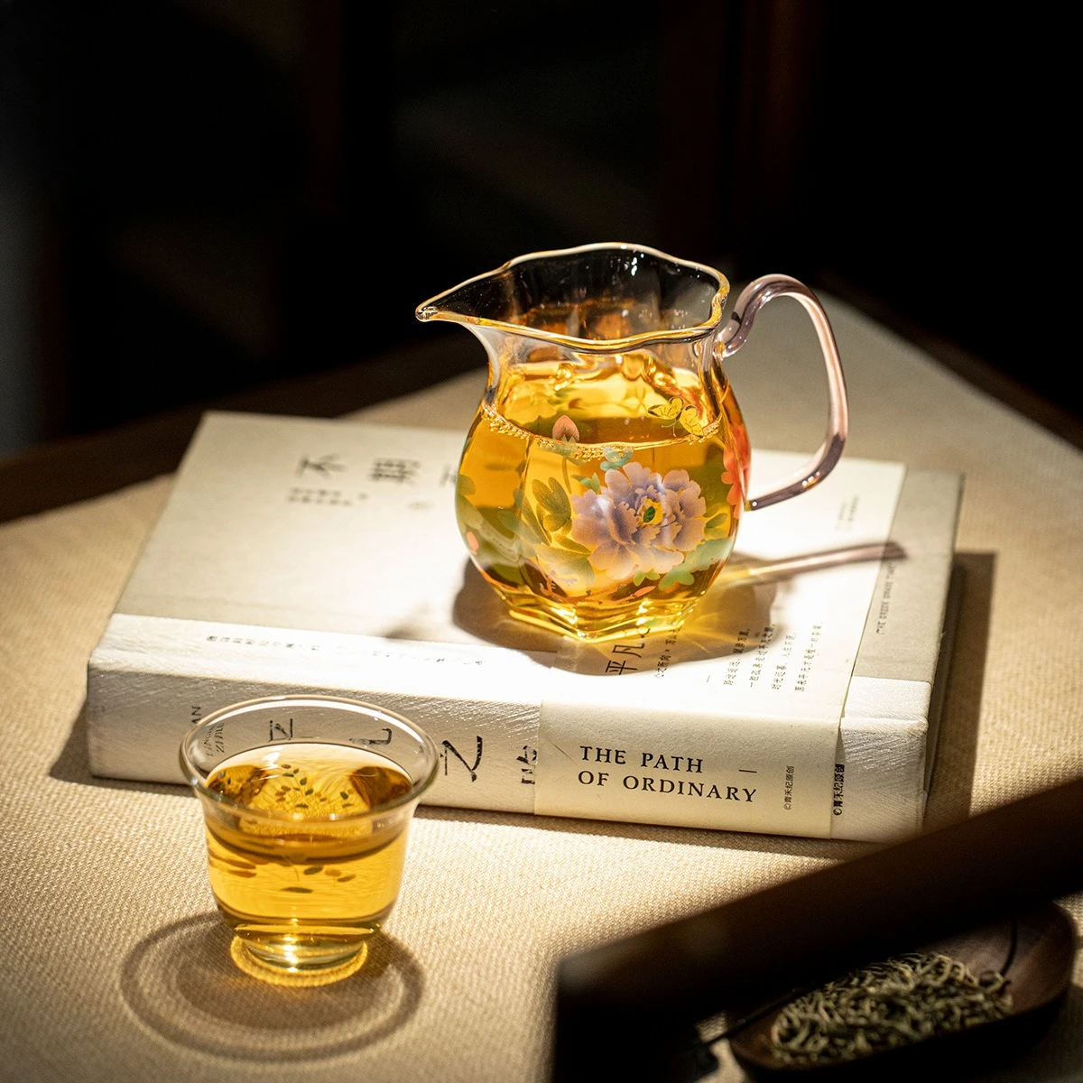 New Chinese peony glass fair cup household kung fu tea set heat-resistant tea dispenser transparent uniform cup male cup