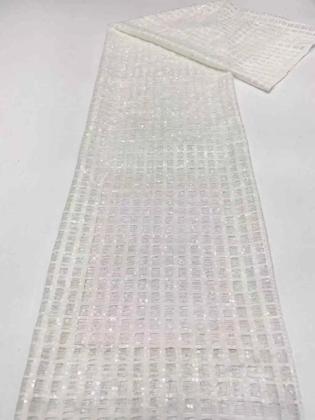 Лидер продаж 2025, африканская кружевная ткань, уникальный дизайн, ручная вышивка и блестки, сетчатое кружево в вечернем свадебном платье,