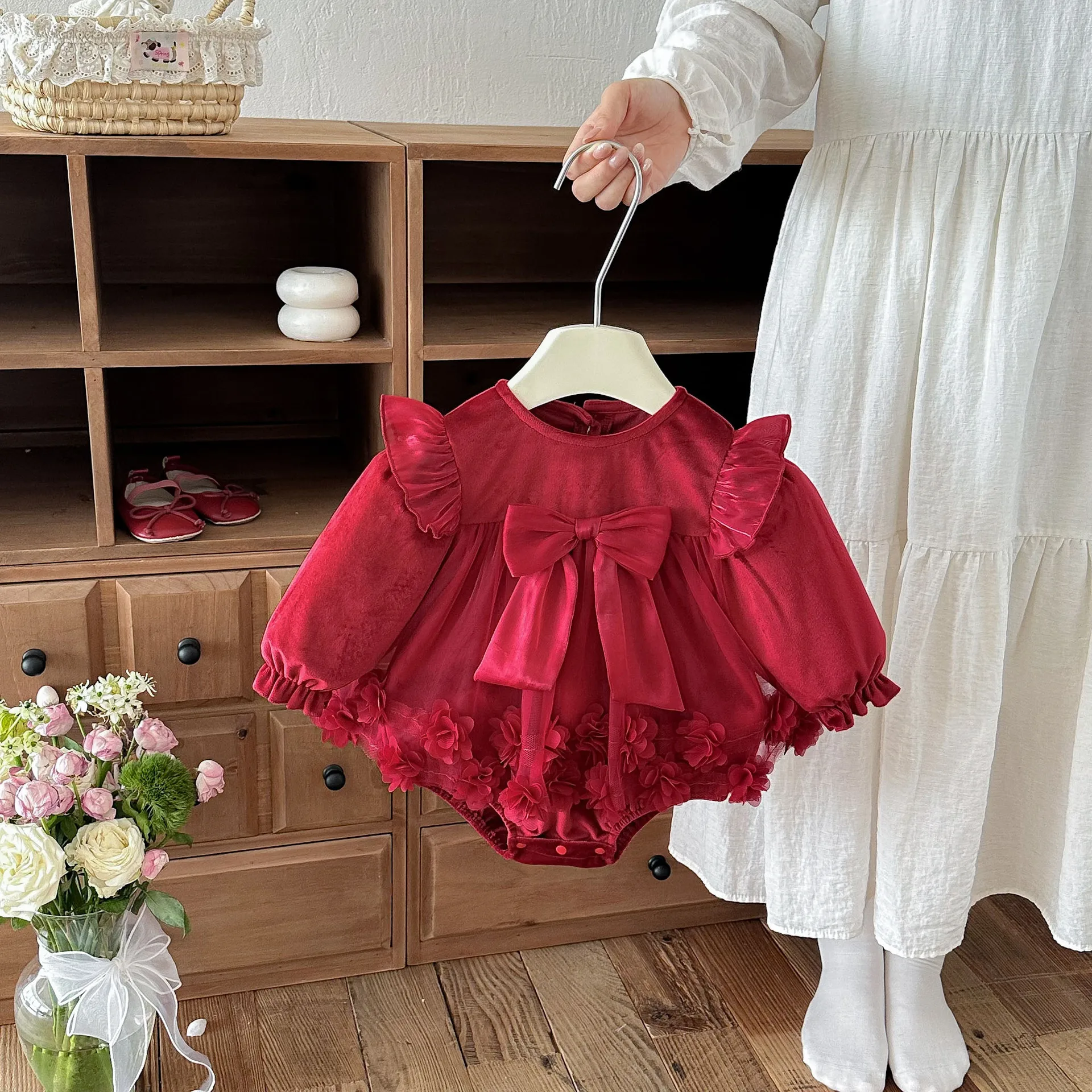 Autumn Wine Red Velvet Bow Girls Princess Dress 3D Floral Applique Long Sleeves Baby Romper Sweet Babysuit for Hundred Day Old