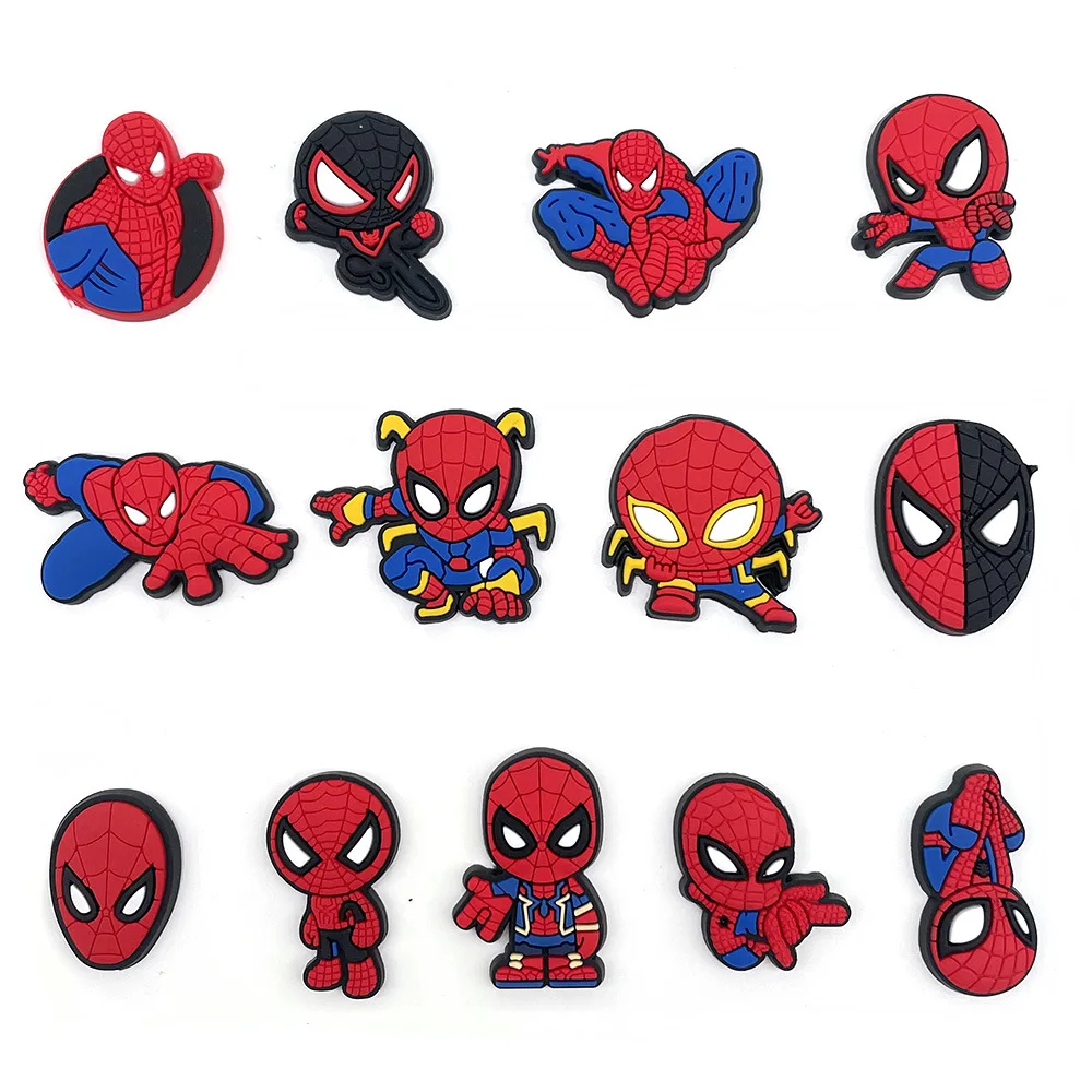 Dijes de zapatos de la serie al azar Spider Man, decoración de zapatos de dibujos animados, hebilla de cocodrilo, accesorios para zuecos, niñas,