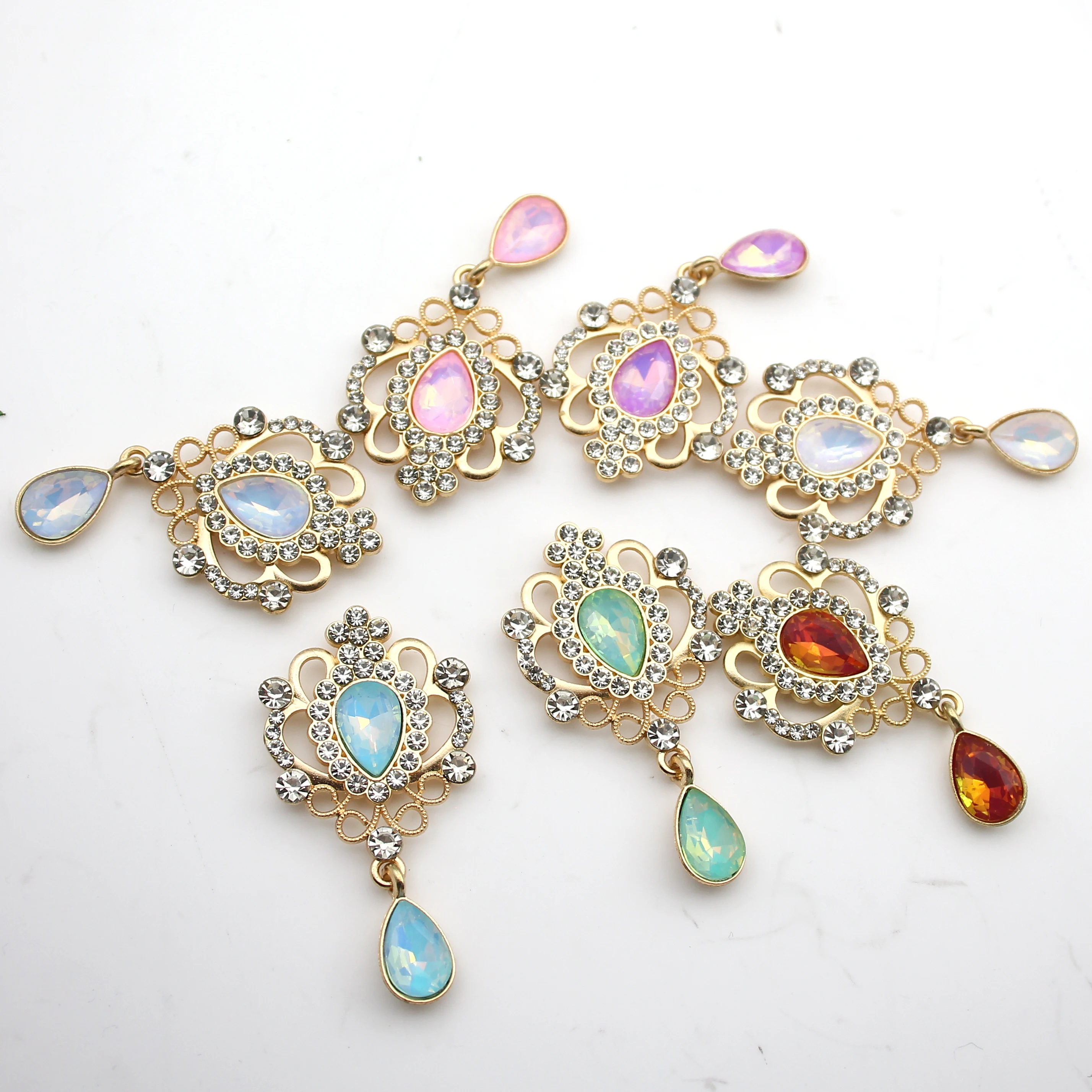 10Pcs/Pack 2.5x5cm Hollow Filigree Teardrop Rhinestone Buttons Gold Plated Zinc Alloy Resin Crystal Embellishments Hand Sew Butt
