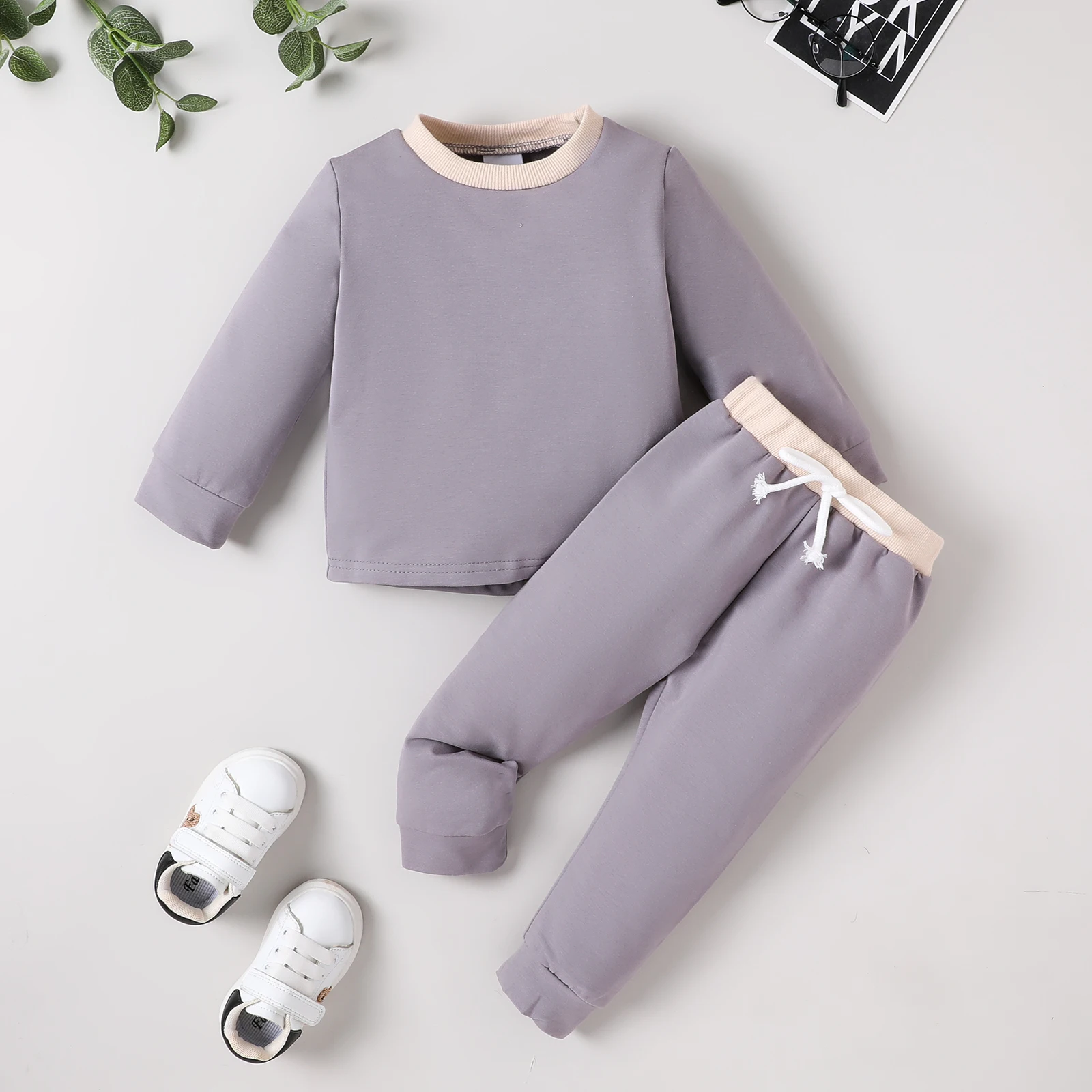 2PCS Soft And Comfortable Multi-Colored Streamlined Cotton Casual Suit For Babies And Girls In Spring And Autumn