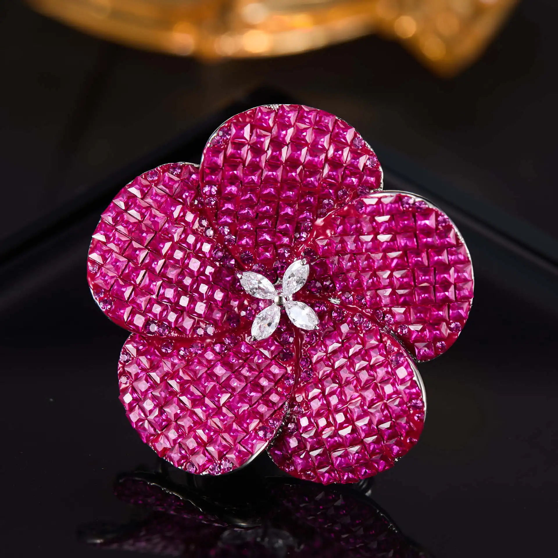 Flower Brooch Pins Full Rhinestone Elegant Fashion Jewelry For Women Suit Coat Sweater Lapel Multi Color Clothing Accessories