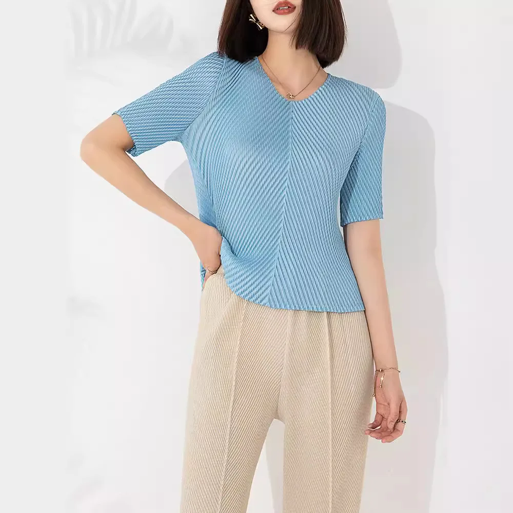 Miyake Short-sleeved Round Neck T-shirt for Women 2024 Summer New Fashion Simple Solid Color Versatile Slimming Wavy Pleated Top