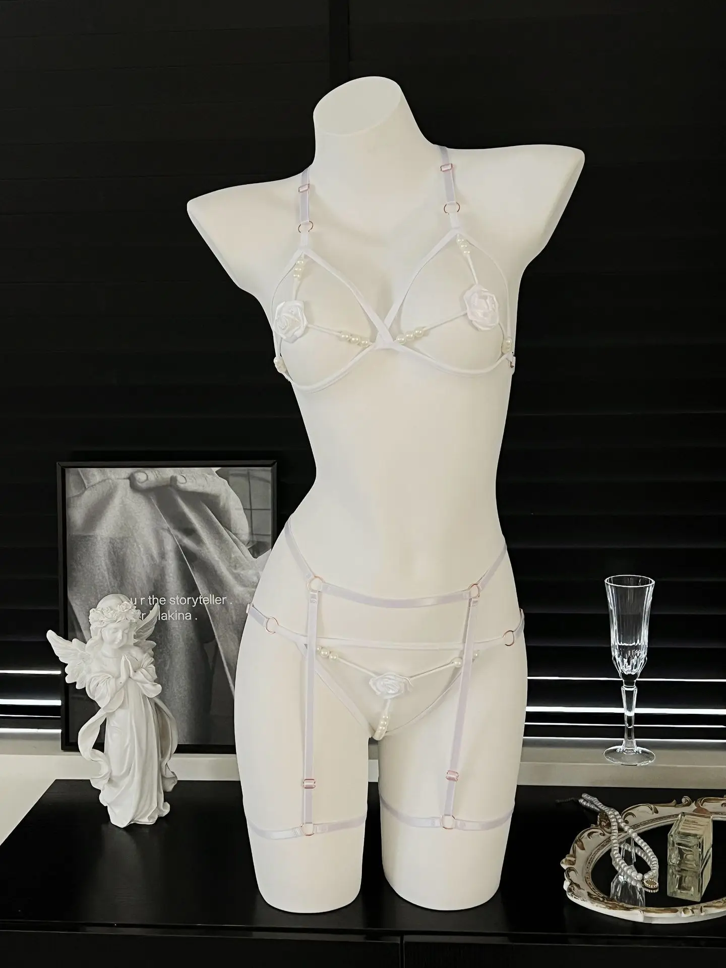 3Pcs/Set Pearl Rose Sexy Bra Set Women Bralette Girls Pearl Underwear Thong Erotic Open Sleepwear Transparent Bras Lingerie Sets