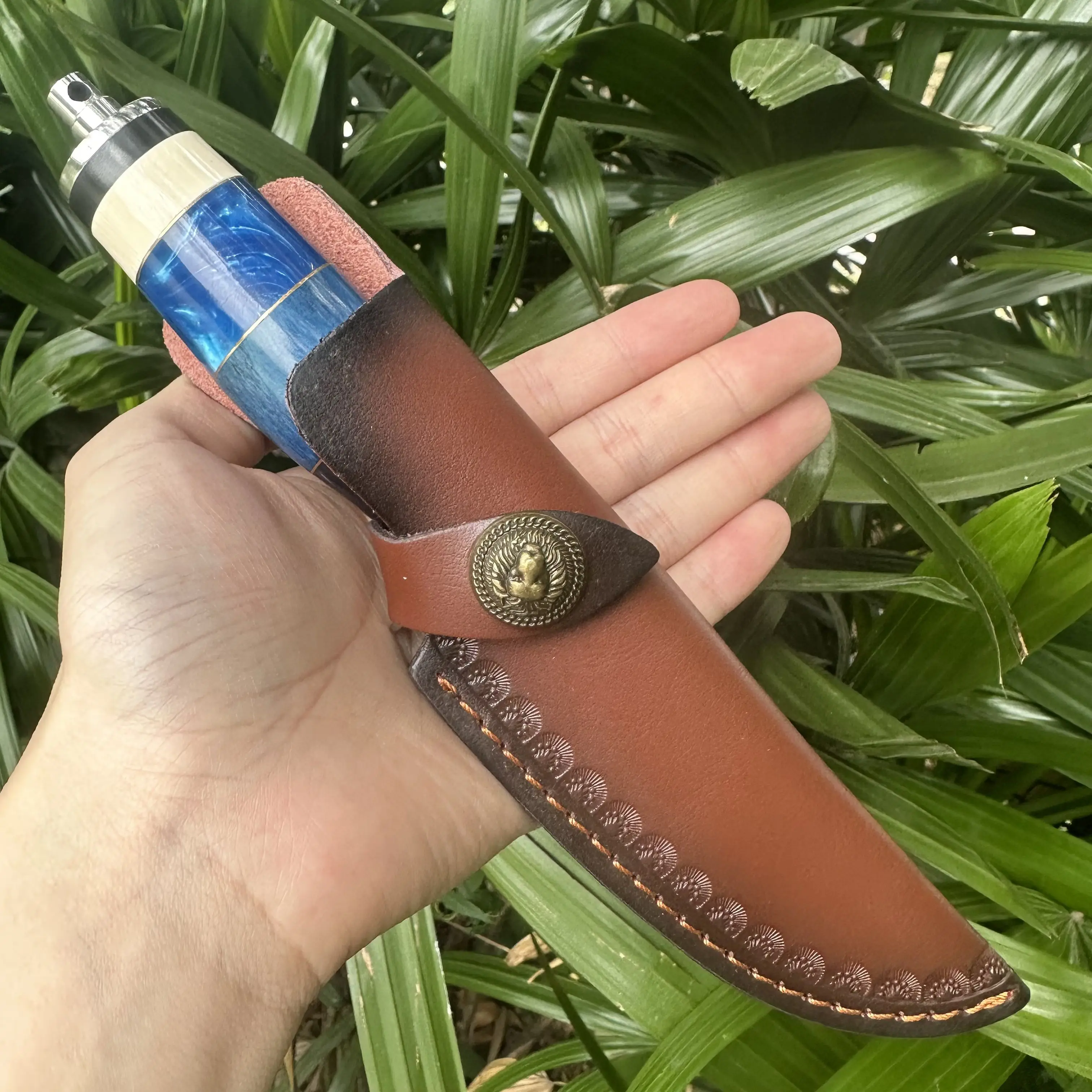 Topwell Handmade Knife VG10 Damscus Forged Blade Ox Bone Handle With Leather Sheath Hiking Fishing Hunting Collection For Men