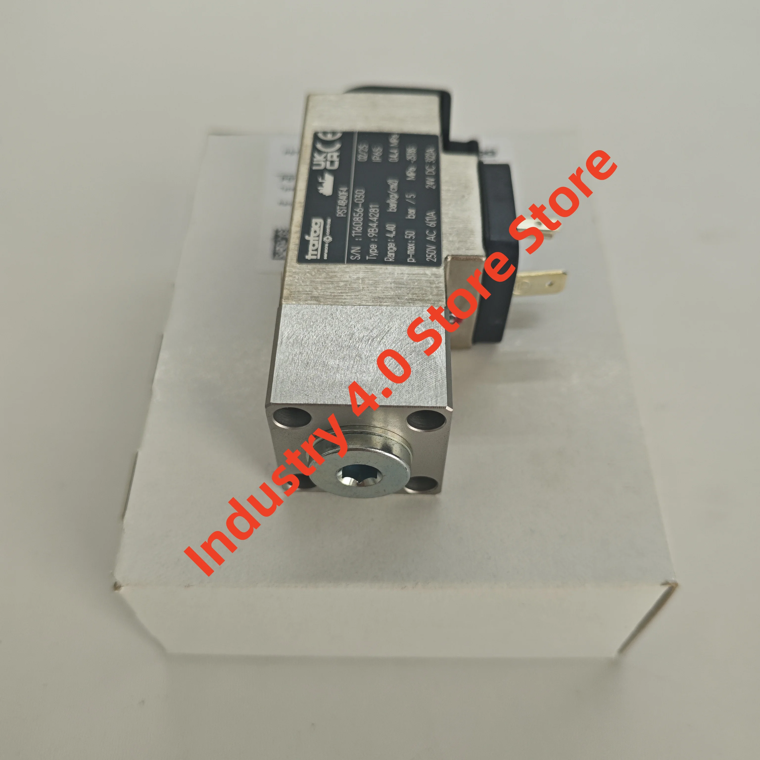 9B4.4281 مستشعر الضغط الأصلي الجديد