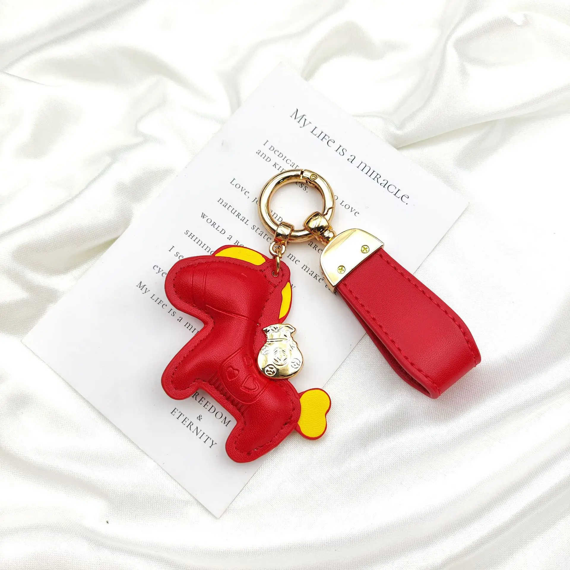Niedlicher Personalisierter Pony-Schlüsselanhänger Minimalistischer Leder-Cartoon Auto-Taschen-Schlüsselring Kleiner Kreativer Anhänger Accessoire Geschenk Großhandel – Detail 13