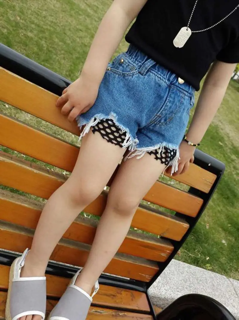 Children's clothing summer new arrival girl fashion all-match water wash denim pants,child knee-length