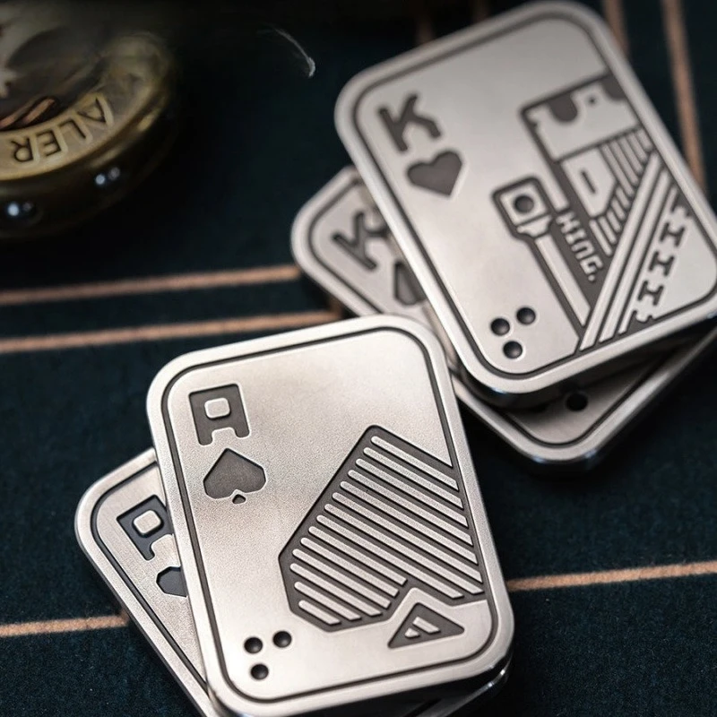 Metalowy slider antystresowy w kształcie czaszki, zabawka do ściskania, antystresowa, EDC, spinning top, zabawki pokerowe, prezenty dla dorosłych, artefakt do obracania na palcach, AK.