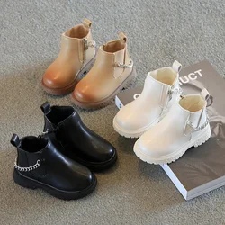 Botas cortas de estilo británico para niños y niñas, botines con cremallera y cadena, a la moda, otoño e invierno, 2023