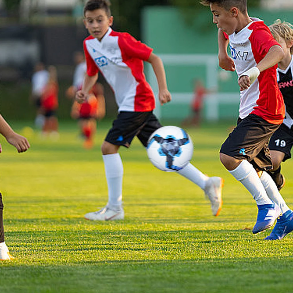 Przenośna i wytrzymała wodoodporna piłka nożna – do zawodów i treningów na świeżym powietrzu, trwała, niebieska, rozmiar 5